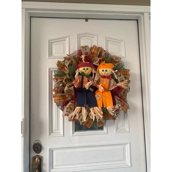 Fall Scarecrow Wreath – Harvest Couple Door Decor – Handmade Autumn Wreath - Picture 10 of 10